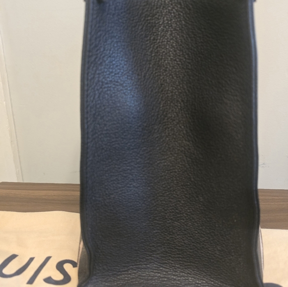 Louis Vuitton OnTheGo MM Bicolor - Picture 2 of 10